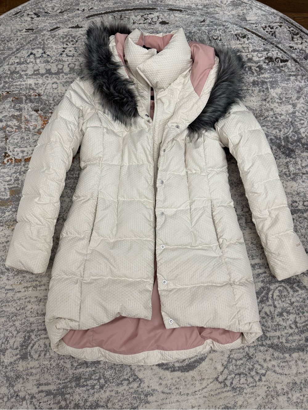 Women’s Quilted Hooded Puffer Coat - Cream with Pink Lining
